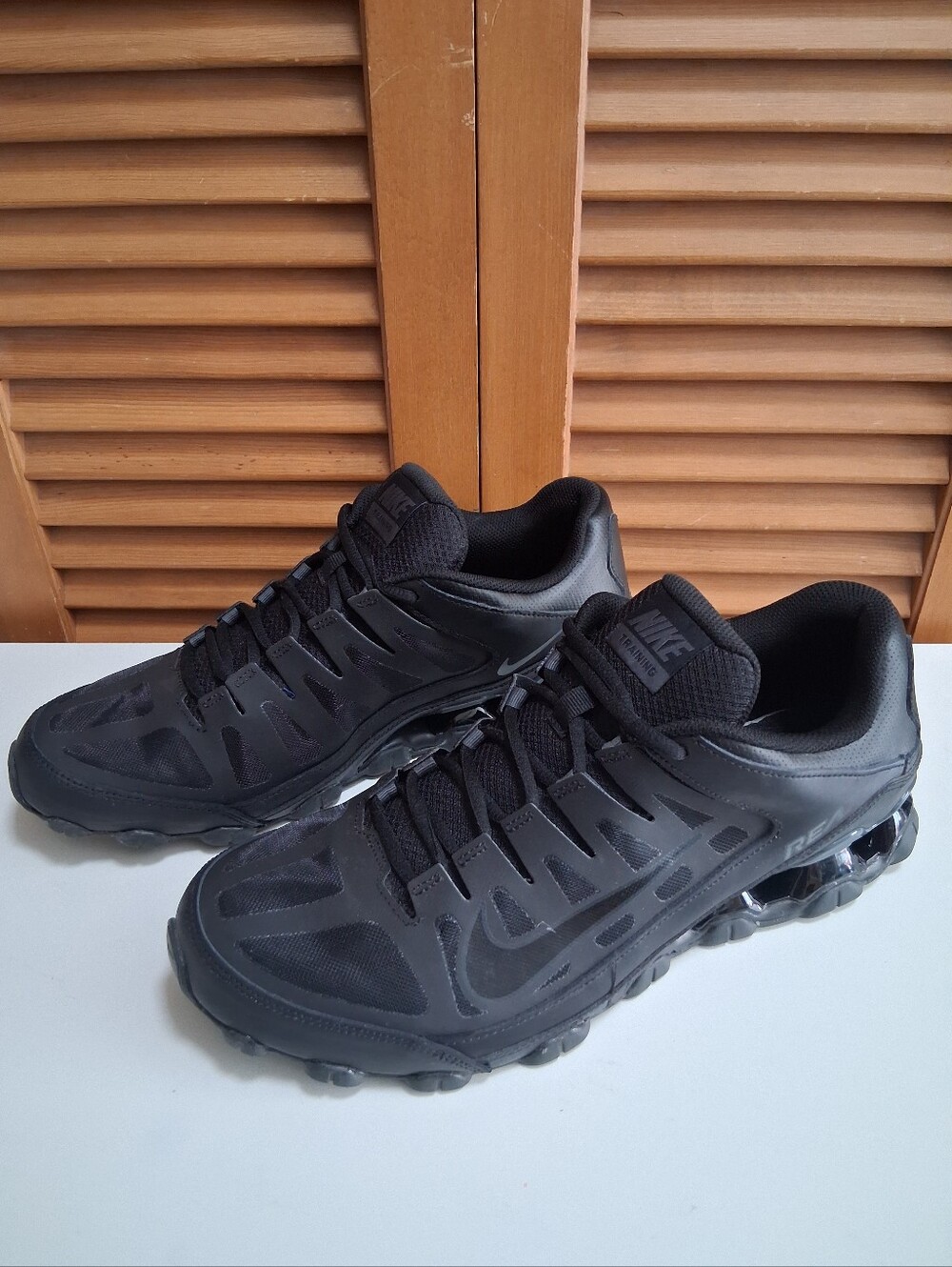 Nike Reax 8 TR Mesh Mens Training Shoes Triple Black 621716-008 Size 11.5